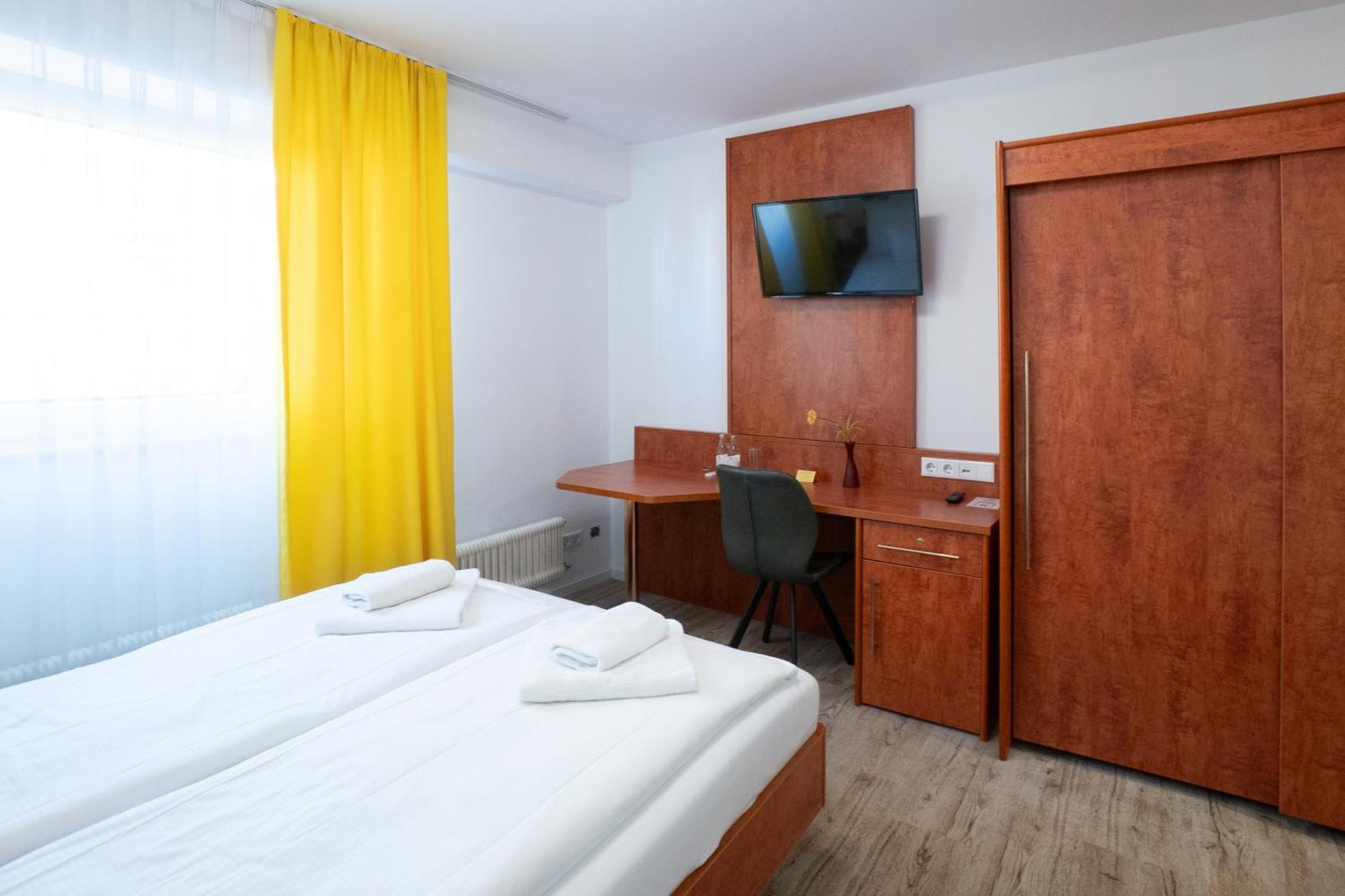 Hotel Zur Post Herne Buitenkant foto